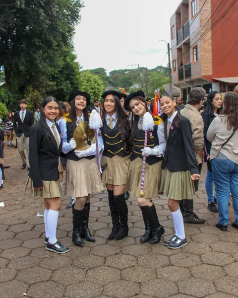 El CIE presente en el desfile por la Independencia Nacional — foto — 100
